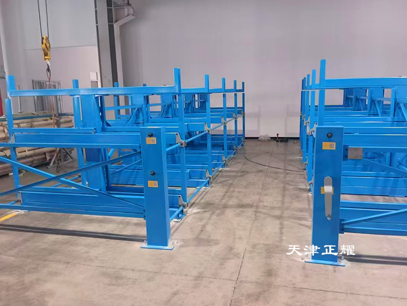 一款存放長料的六層、12個(gè)貨位的伸縮式懸臂貨架