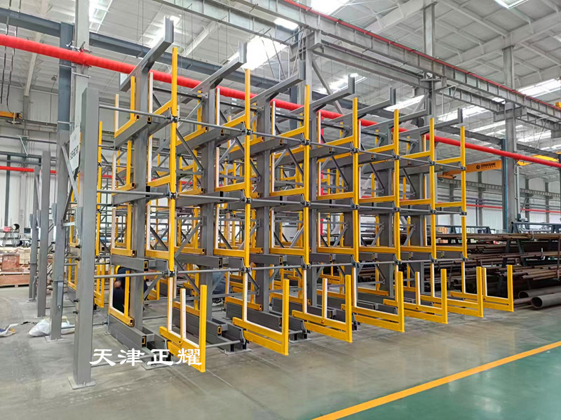 一款存放長料的六層、12個(gè)貨位的伸縮式懸臂貨架