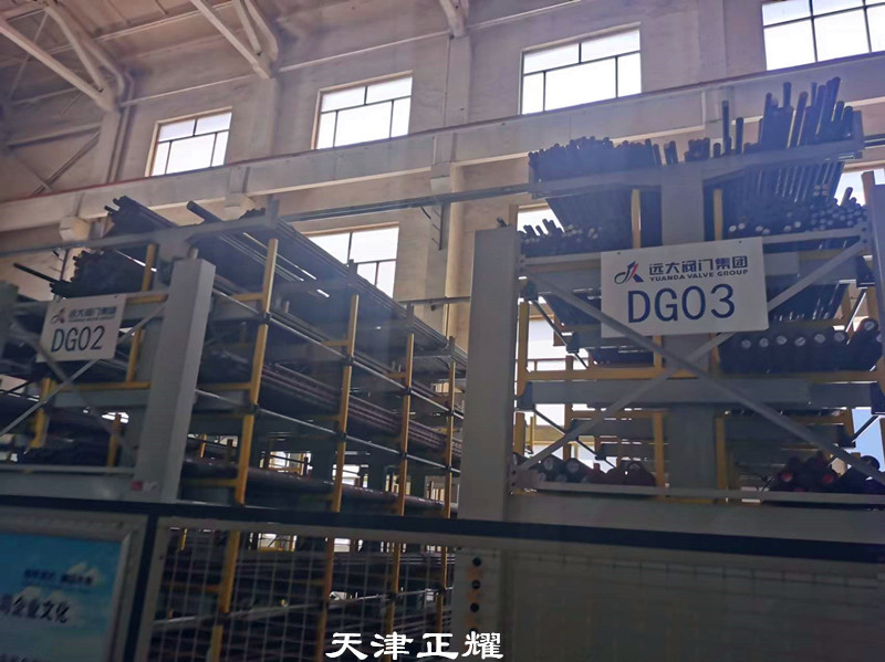 手搖伸縮式懸臂貨架多層立體存儲(chǔ)提高存儲(chǔ)量