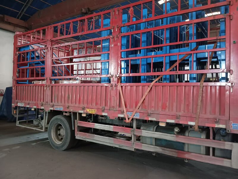 鋼材貨架裝車發(fā)貨浙江臺(tái)州立體存儲(chǔ)省空間存取方便