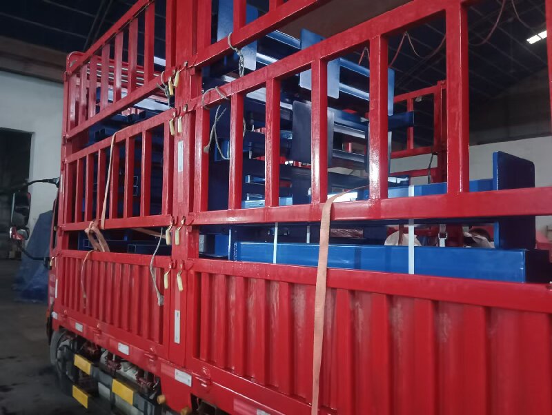 伸縮式懸臂貨架裝車發(fā)貨天津寶坻