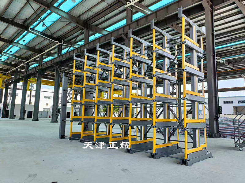 一組伸縮懸臂式圓鋼貨架就可以解決企業(yè)難題