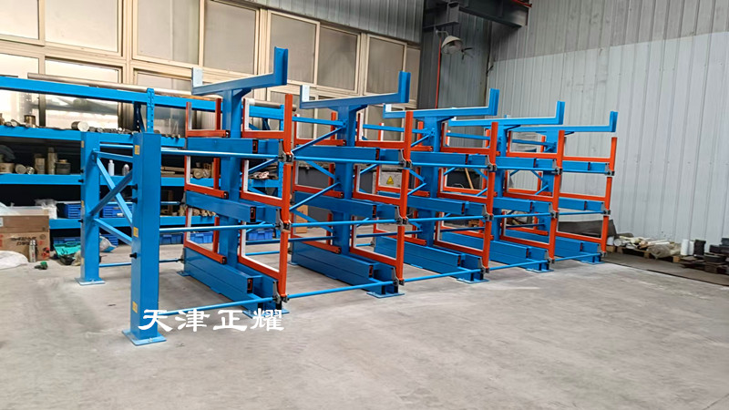 伸縮式懸臂貨架存儲重型材料省地量大使用方便
