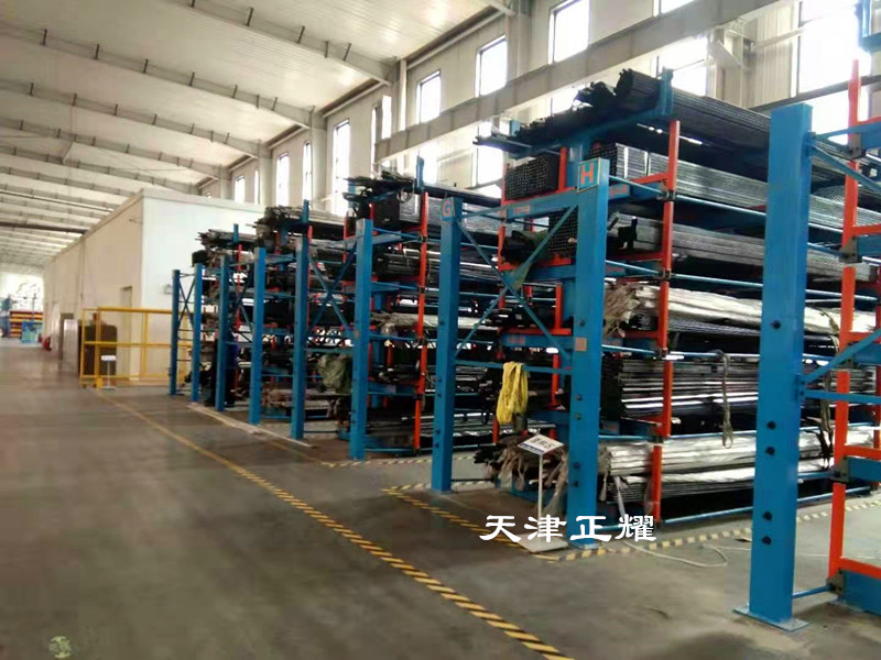 鋼材庫立體貨架采用伸縮式懸臂結(jié)構(gòu)的理由