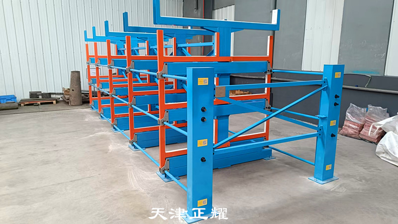 原材料的存儲(chǔ)，高效、有序的倉(cāng)儲(chǔ)解決方案伸縮式懸臂貨架