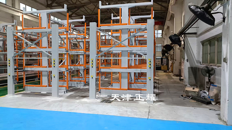 管材空間小提高存儲量的可伸縮式管材擺放架