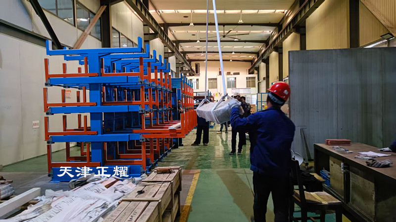 伸縮搖臂式銅排貨架分類擺放幾十種銅排銅板銅棒